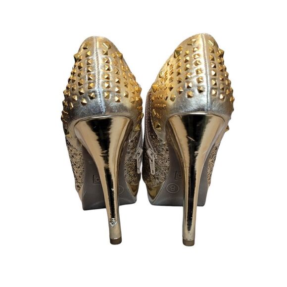 Gold booties with glitter and studs - Picture 2 of 5